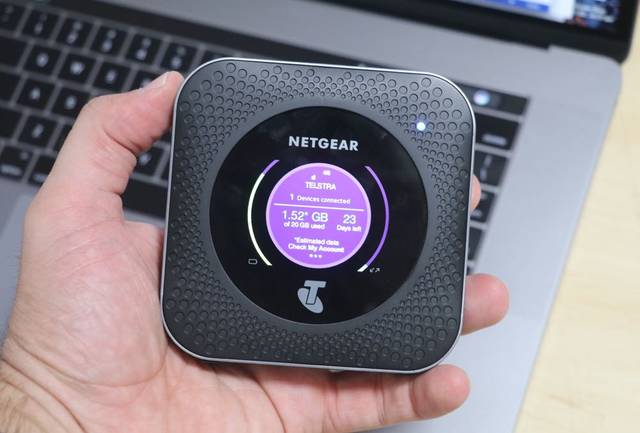 مودم Netgear Nighthawk M1 با کیفیت خوب و پشتیبانی از VDSL