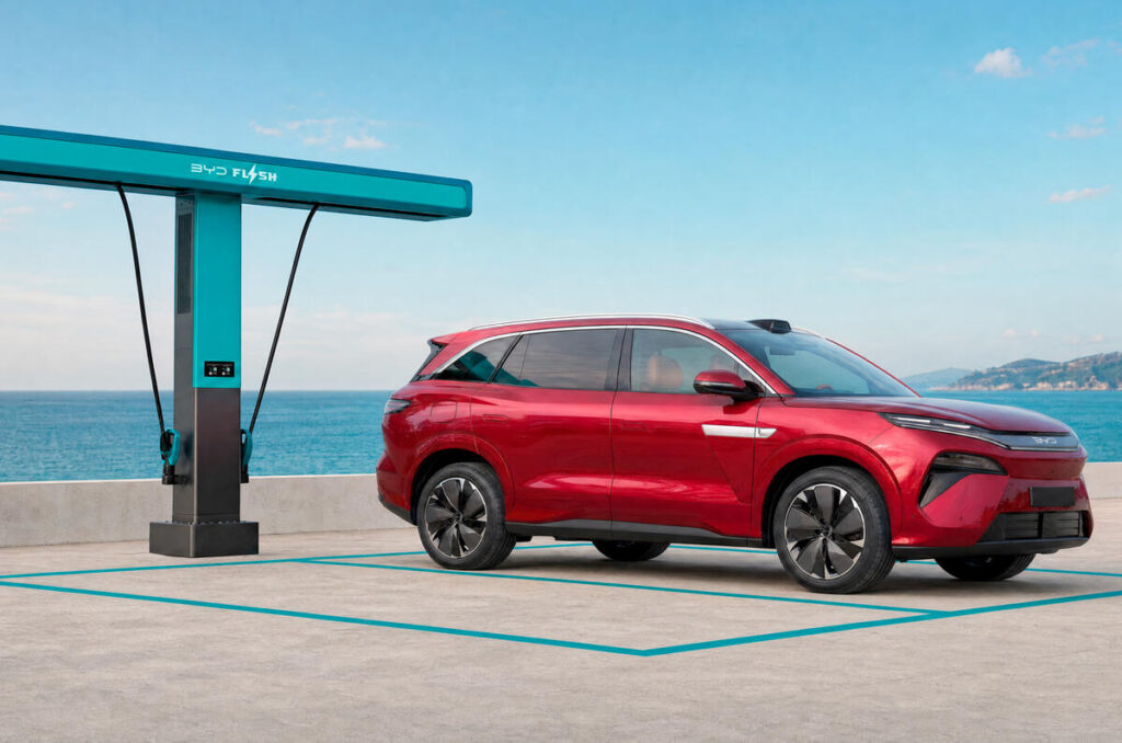 BYD Atto 8
