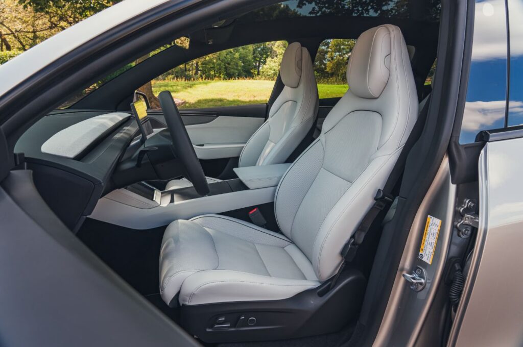 Tesla Model Y L