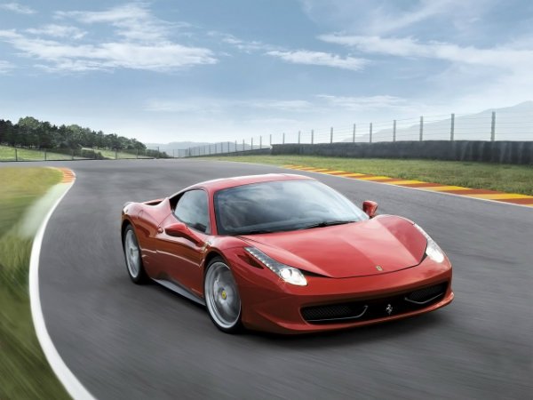 Ferrari-458-Italia-14