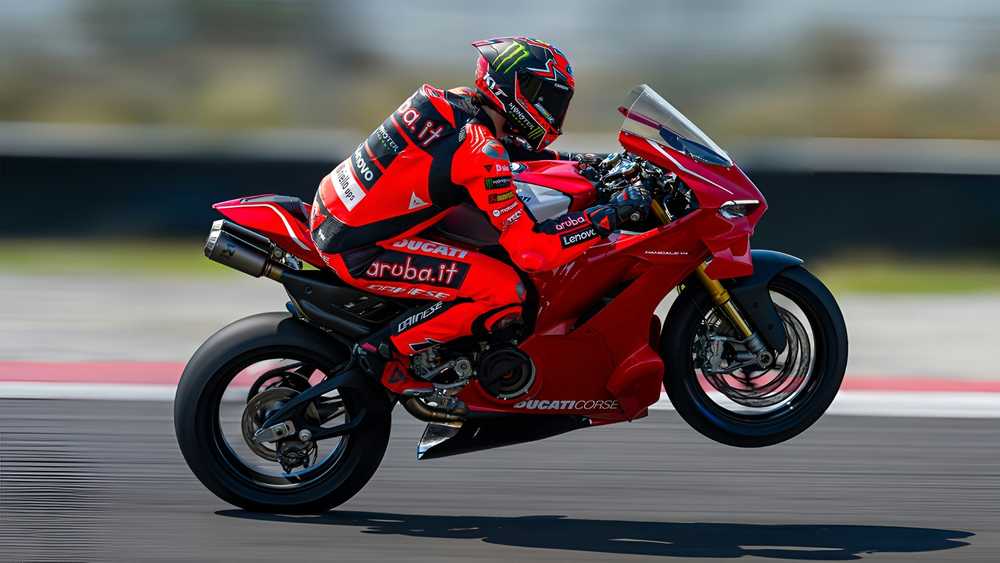 موتورسیکلت BMW M 1000 RR شور و هیجان را با دقت و سرعت متعادل می‌کند | دیجینوی