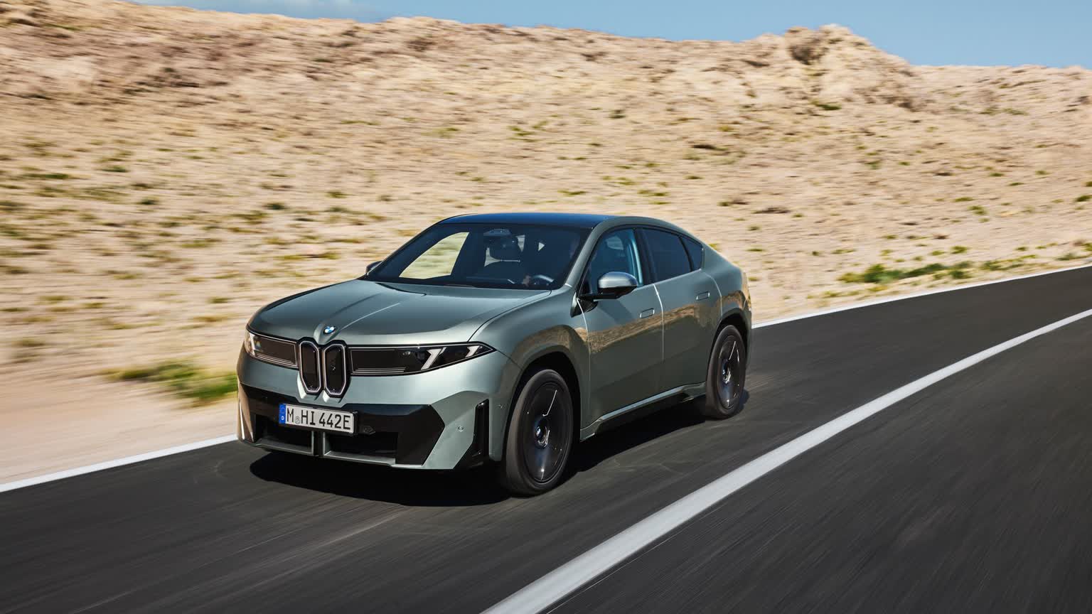 خودروی برقی BMW iX4 2027 رونمایی شد؛ هر آنچه باید بدانید | دیجینوی