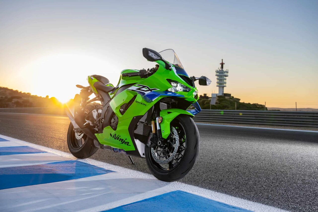 کاوازاکی از Ninja ZX-10R مدل ۲۰۲۷ با طراحی تهاجمی‌تر رونمایی کرد | دیجینوی