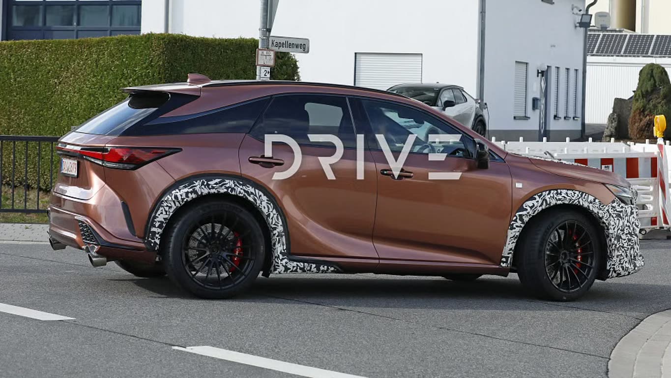 لکسوس RX Morizo RR 2027 شکار دوربین‌ها شد؛ رقیب تازه AMG در راه است | دیجینوی