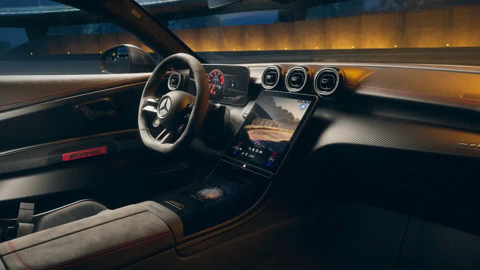 خودروی 2027 Mercedes-AMG CLE 646 معرفی شد؛ نسخه‌ای سفارشی با موتور V8 و تولید بسیار محدود | دیجینوی