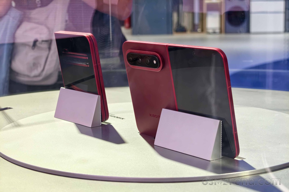 گوشی Xiaomi 18 Fold با تراشه XRING O3 در IFA 2026 به نمایش گذاشته شد | دیجینوی