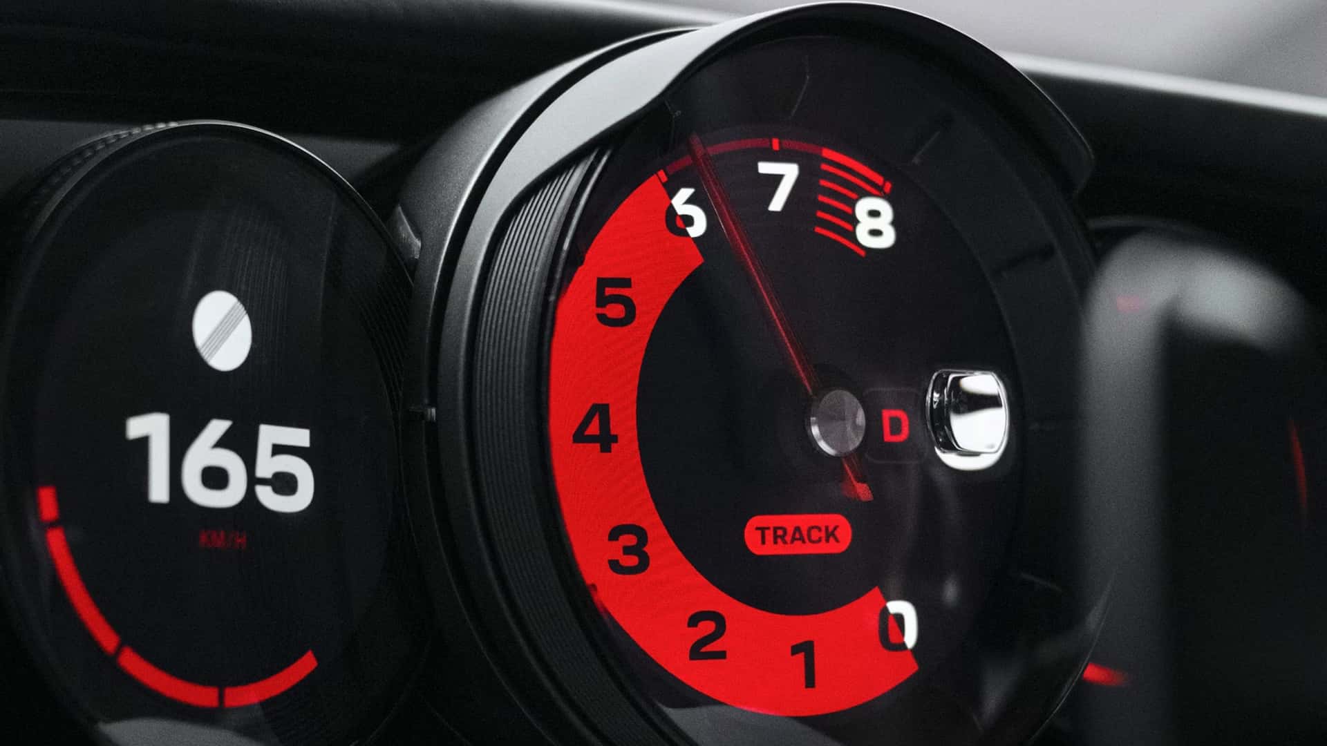 ابرخودروی جدید پورشه دکمه‌ای برای رانندگی مستقل از سیستم‌های کمکی دارد | دیجینوی
