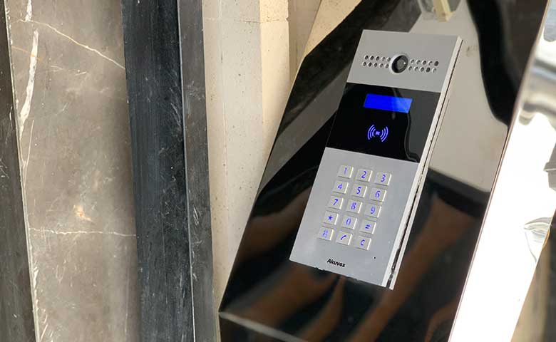 فرایبورگ، خانه‌‌ای هوشمند در اصفهان