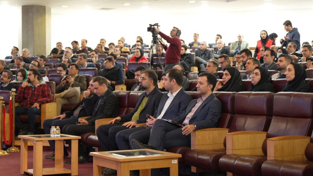 تحول دیجیتال و چالش‌های اقتصادی در ایران؛ سخنرانی چیت‌ساز در رویداد ملی هوشمندسازی صنعتی