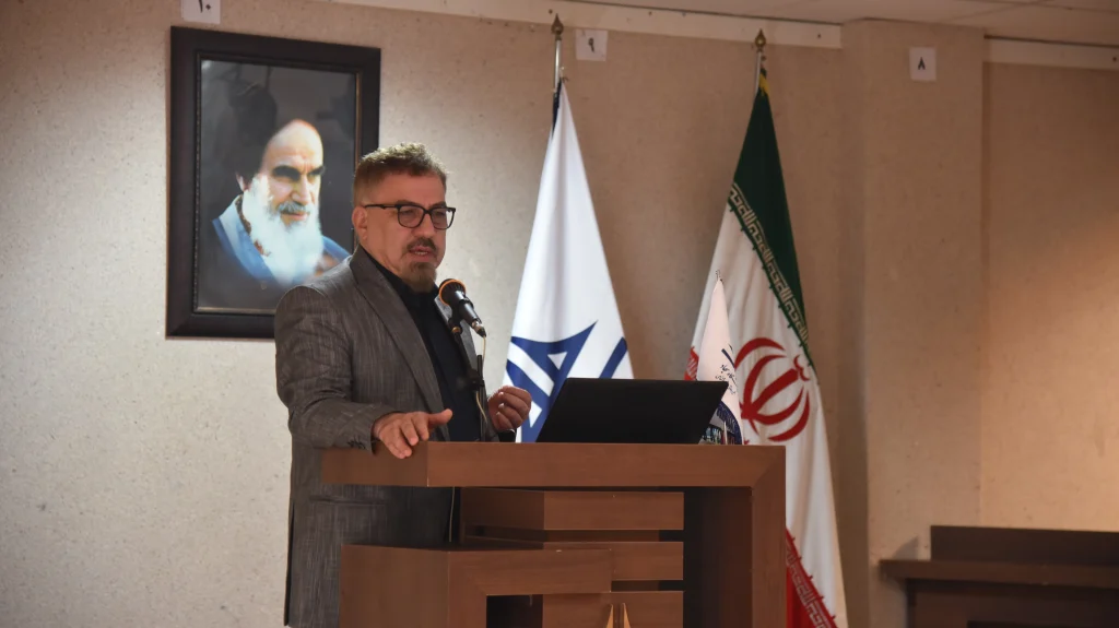 علوم انسانی، قطب نمای اخلاقی و فرهنگی هوش مصنوعی