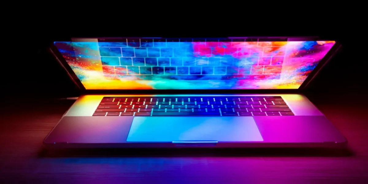 اپل مک‌بوک پروی OLED خود را سبک‌تر از نسل فعلی طراحی خواهد کرد