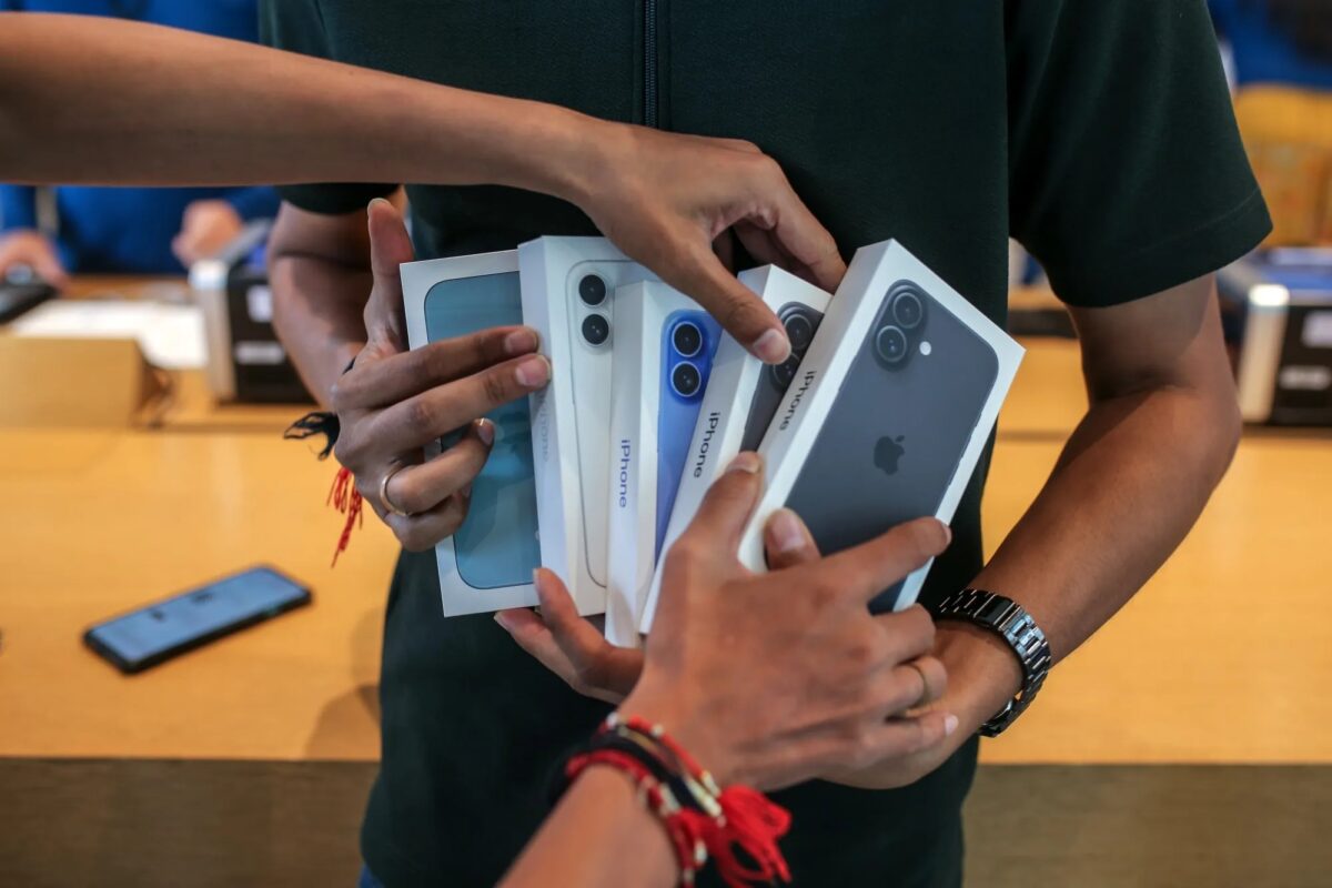 تحقیقات هند درباره گارانتی نرم‌افزاری اپل به‌ دلیل مشکلات iOS 18 