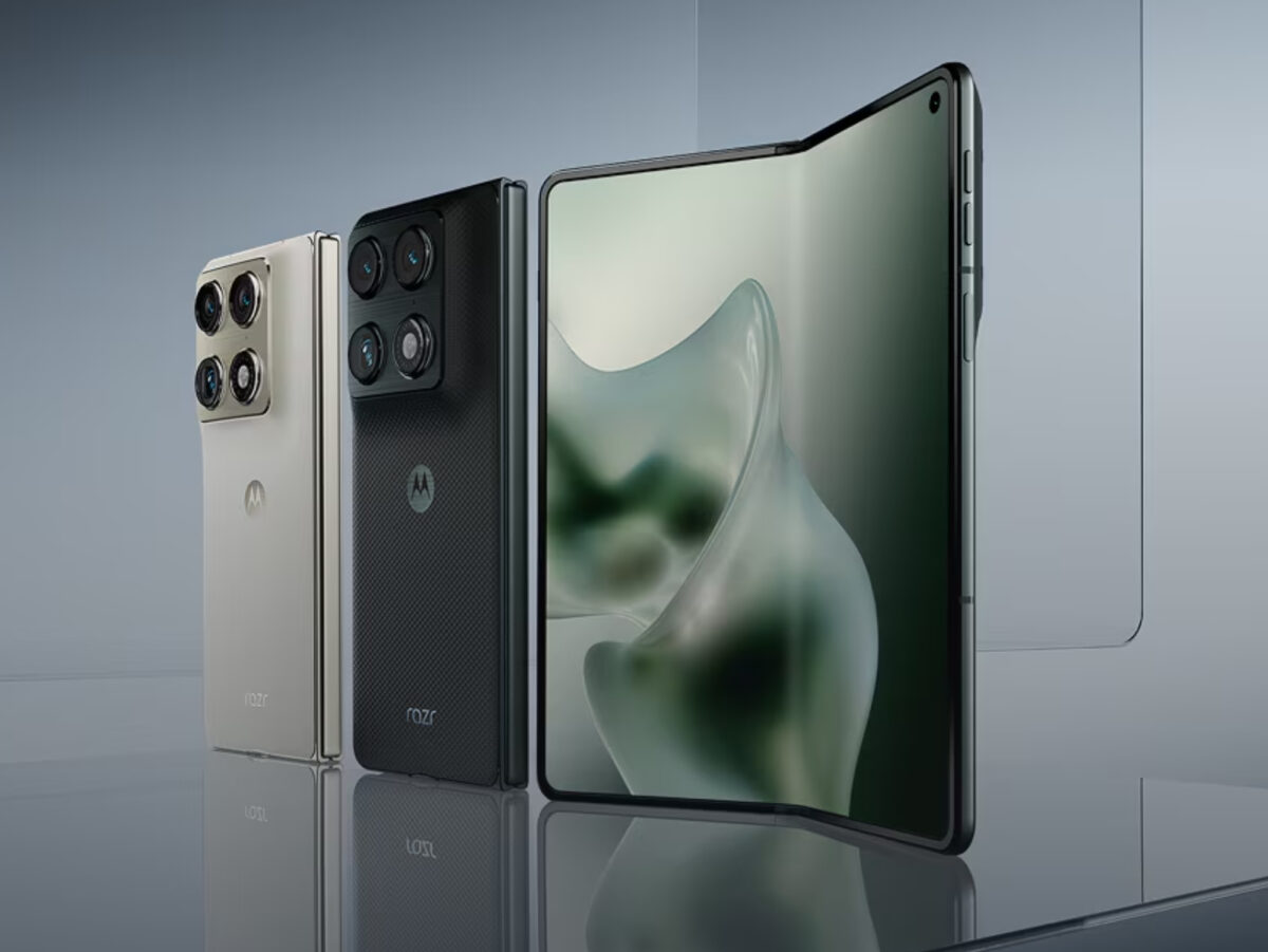 طرح مفهومی موتورولا Razr Fold Wide با نمایشگر بدون حاشیه