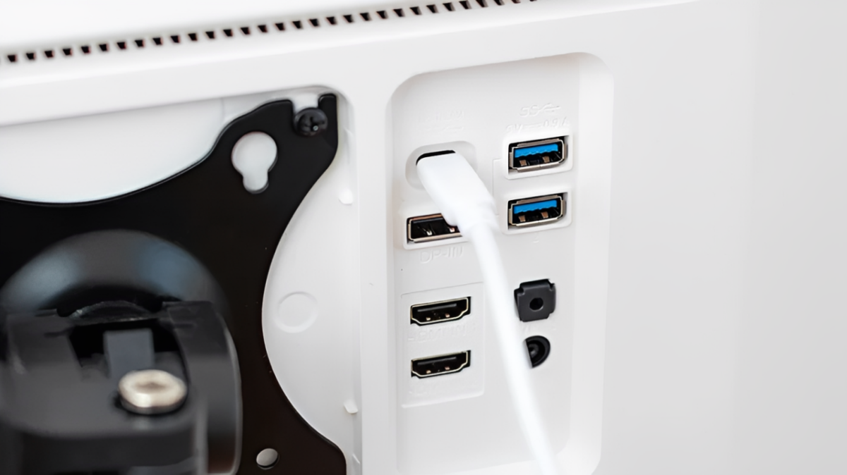 بررسی پشتیبانی پورت USB-C از خروجی تصویر