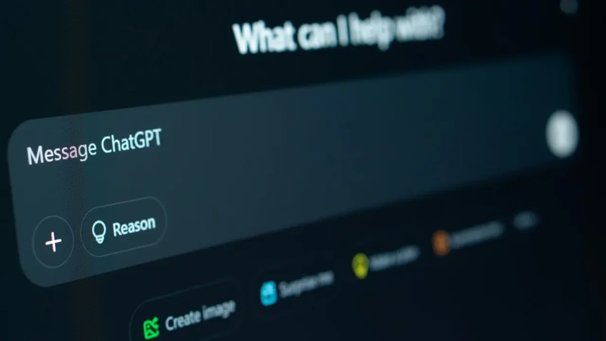برای ساخت یک Scheduled Task، می‌توانید مستقیماً از ChatGPT بخواهید کاری را در زمان مشخص انجام دهد؛ 