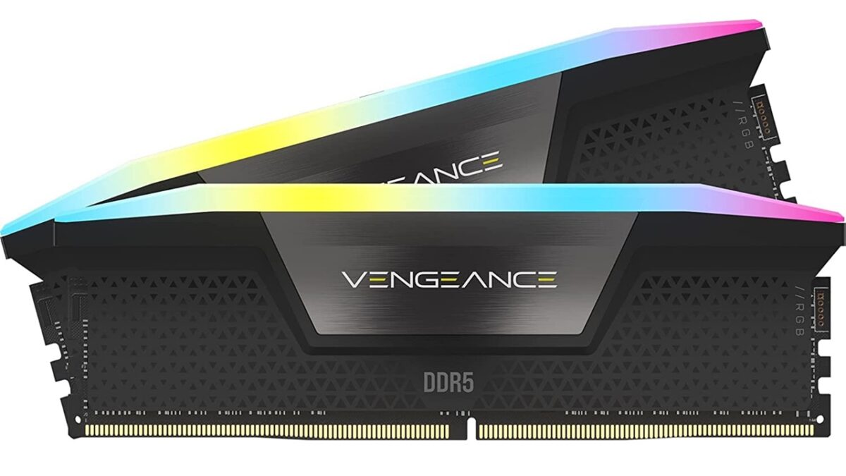 ترکیب 8GB DDR4-2666 و SSD 512GB هزینه سیستم را پایین نگه می‌دارد، اما 8GB در سال ۱۴۰۵ دیگر ظرفیت ایده‌آل برای یک کامپیوتر گیمینگ محسوب نمی‌شود و بهتر است در اولین فرصت به 16GB ارتقا پیدا کند.