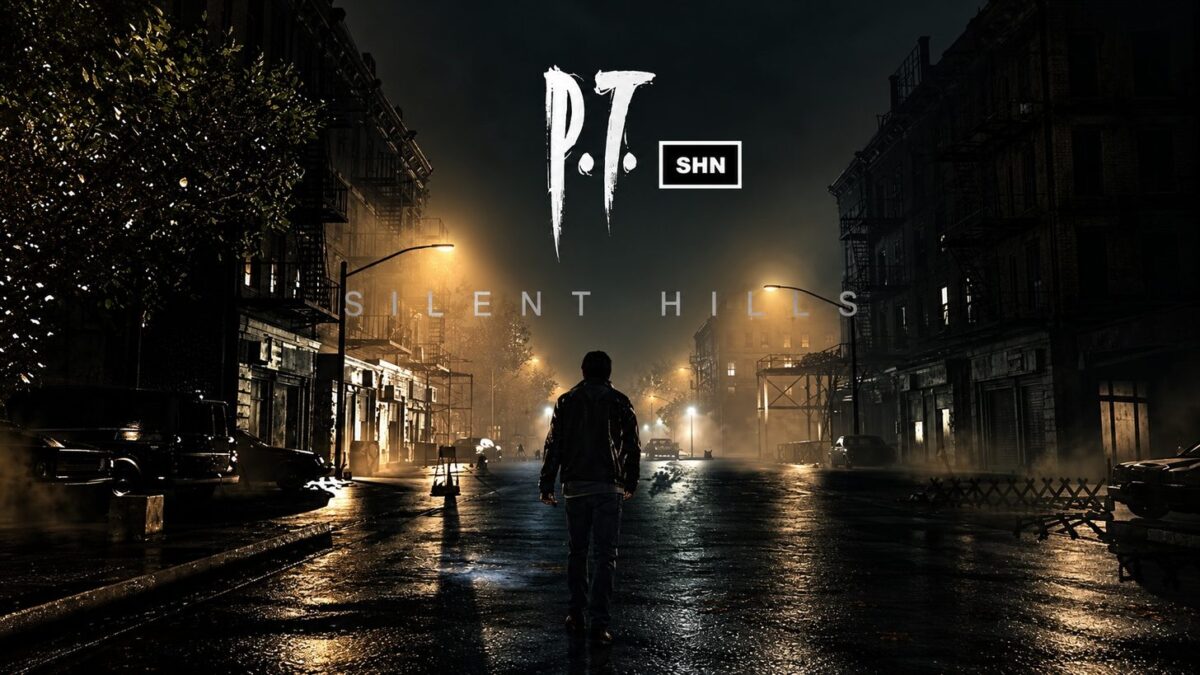 بنر تبلیغاتی بازی ترسناک P.T. و Silent Hills؛ مردی با لباس چرمی در شب بارانی از پشت به سوی خیابانی خیس در شهری قدیمی قدم می‌زند، در حالی که چراغ‌های خیابان با نور طلایی و مه‌آلود، لکه‌های نوری روی آسفالت کف خیابان ایجاد کرده‌اند. بالای تصویر لوگوی سفید و درشت P.T. با حروف دست‌نویس و درج نوشته SHN دیده می‌شود و متن SILENT HILLS با حروف بزرگ نقره‌ای در میان نما به کار رفته است.