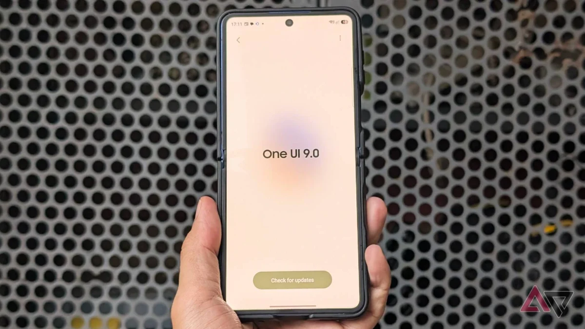 آیکون‌های نوار وضعیت در QuickStar پس از آپدیت One UI 9 ناپدید می شوند