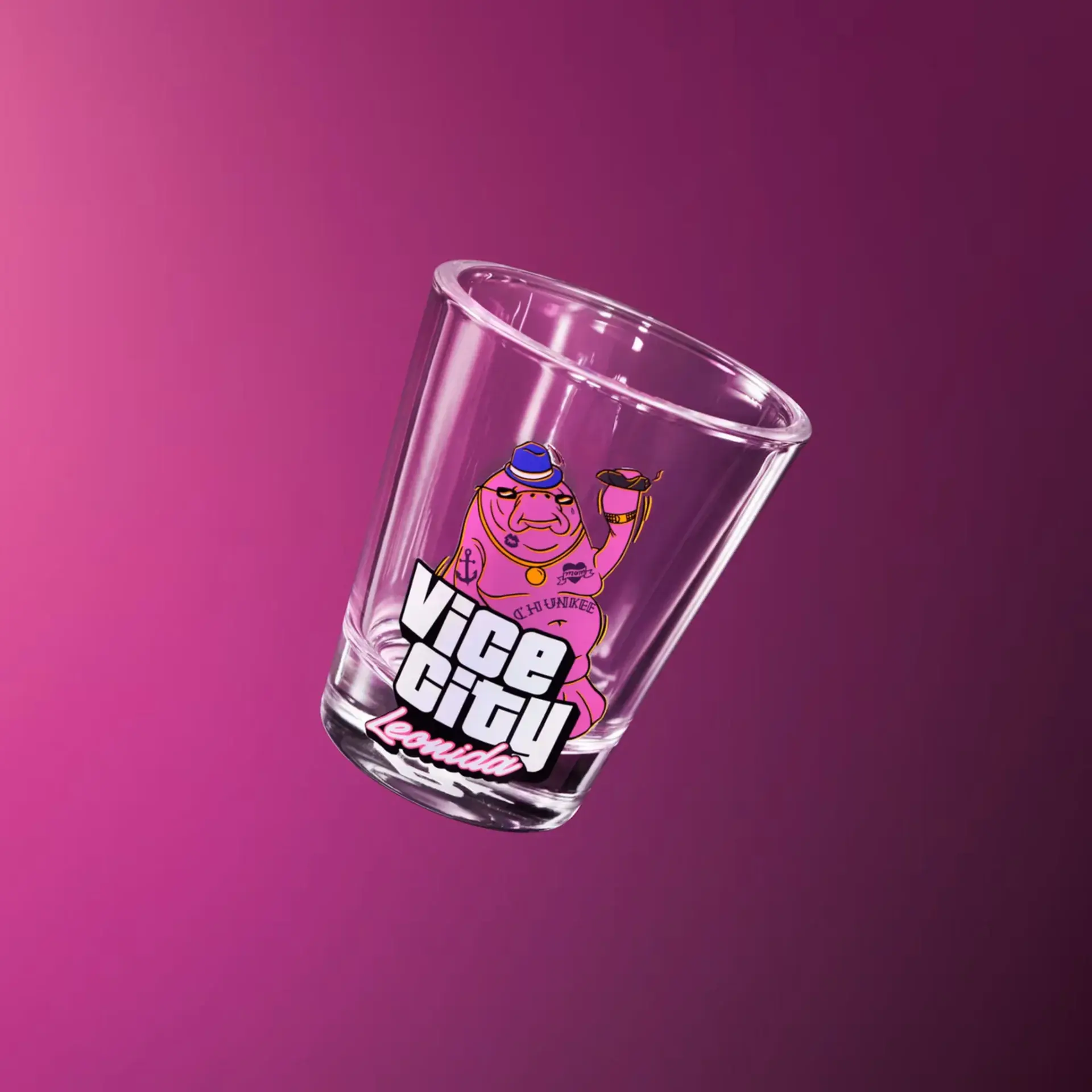 لیوان شات شیشه‌ای با لوگوی صورتی Vice City Leonida