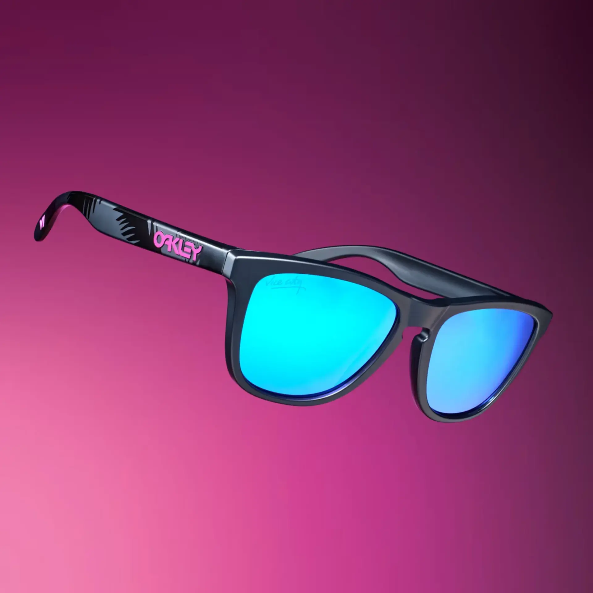 عینک آفتابی اوکلی (Oakley) با لنزهای آبی و فریم مشکی