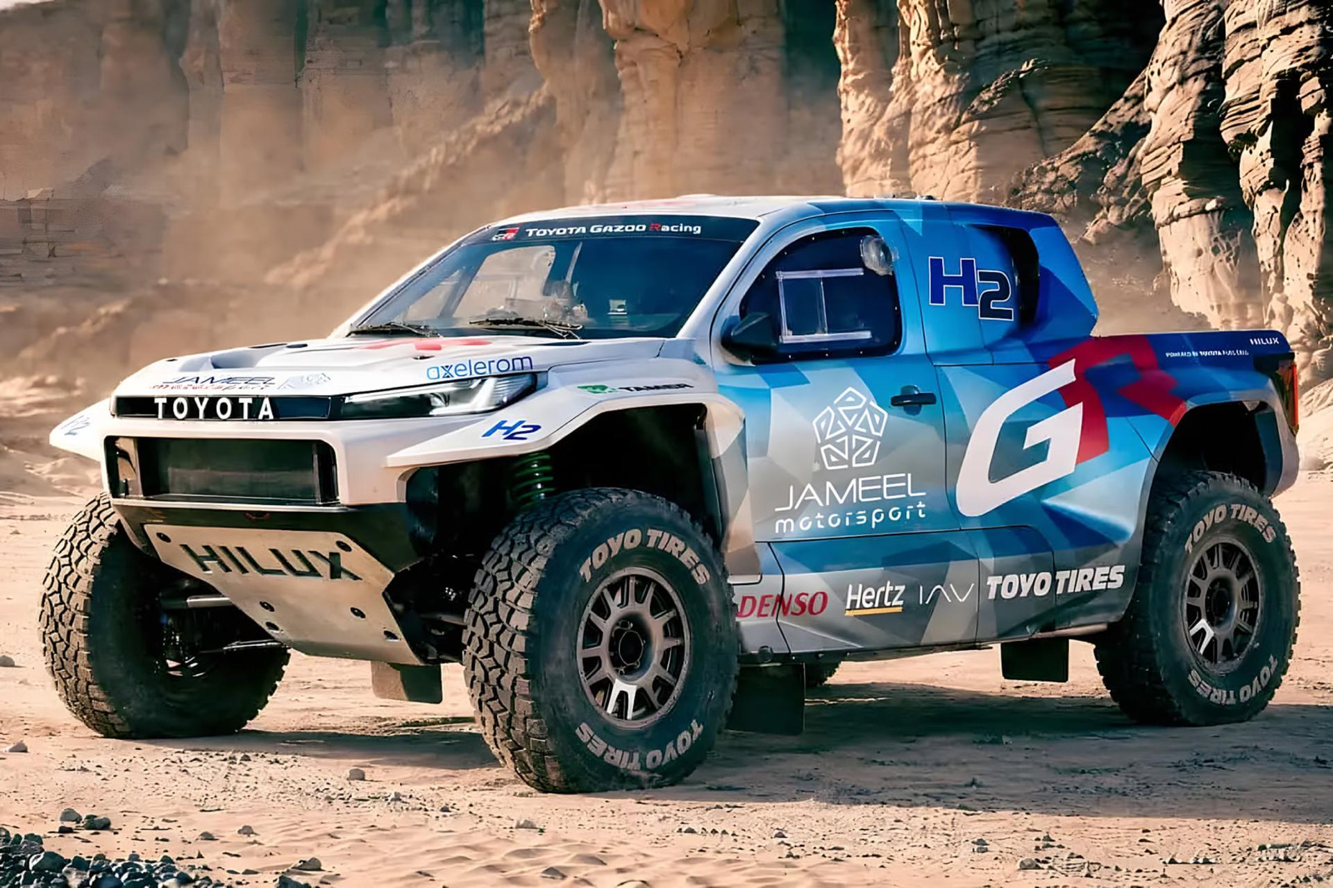خودرو تویوتا هایلوکس (Toyota Hilux) مدل هیدروژنی در مسیر مسابقات داکار