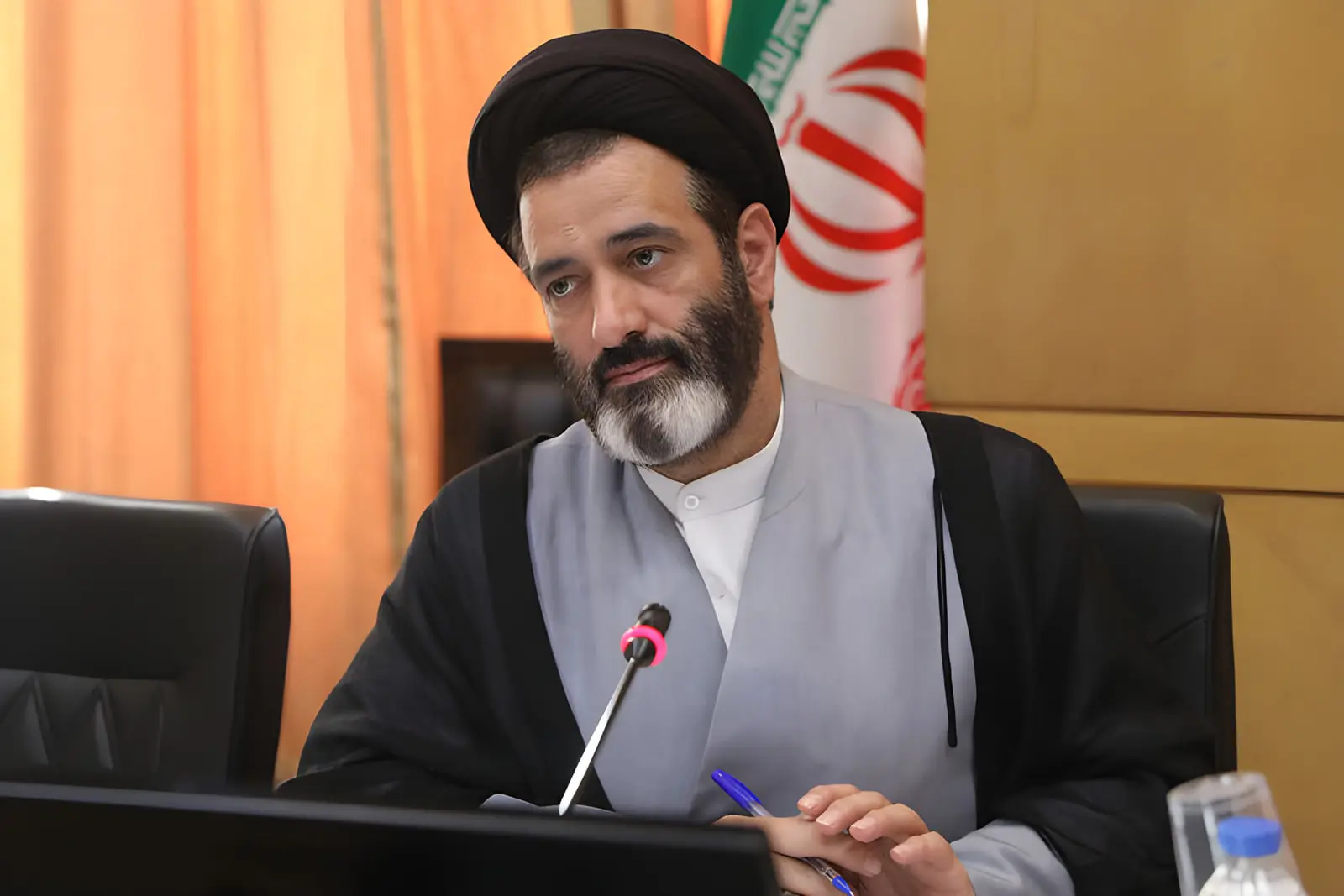 سید جواد حسینی‌کیا، عضو کمیسیون صنایع مجلس در نشست بررسی تعرفه‌های اینترنت