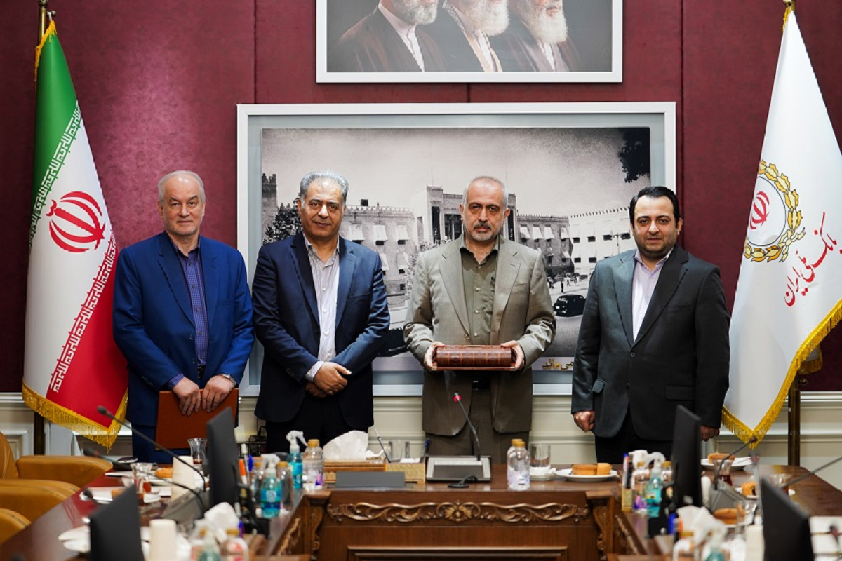 مدیریت بیمارستان بانک ملی تغییر کرد؛ جواد طباییان سکان‌دار شد