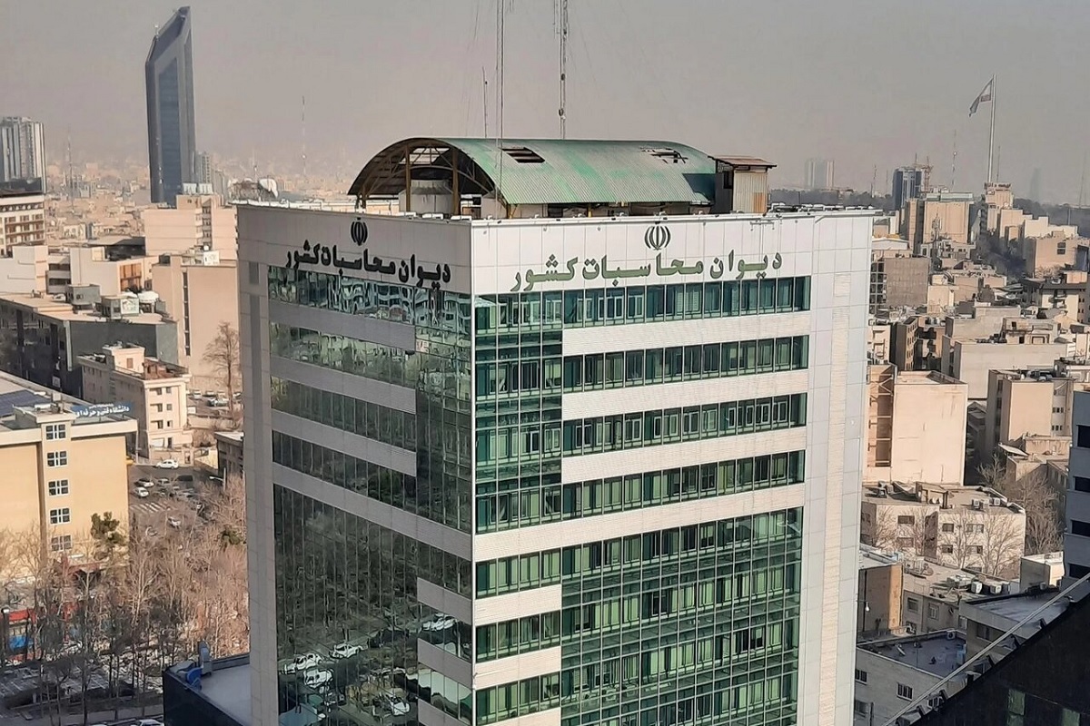 افشای ثبت سفارش ۹۶ میلیون دلاری در واردات تلفن همراه با استثنای قانونی