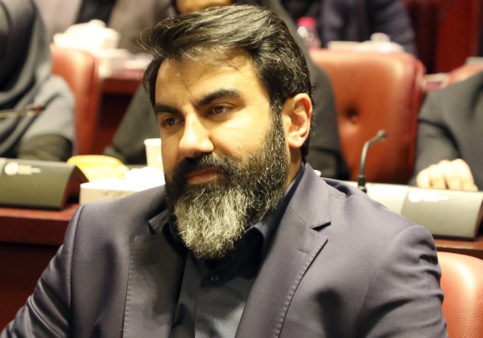رئیس اتحادیه فناوران رایانه تهران: محدودیت صادرات موبایل از عمان و امارات مانع ورود گوشی به ایران نشده است