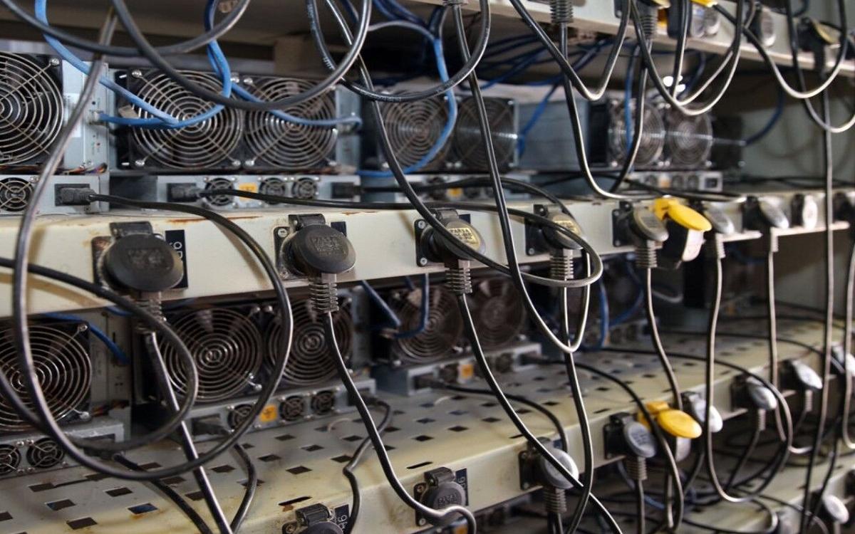 مصرف برق ماینرهای غیرمجاز معادل چهار استان است؛ خسارت 2.5 میلیون دلاری به کشور