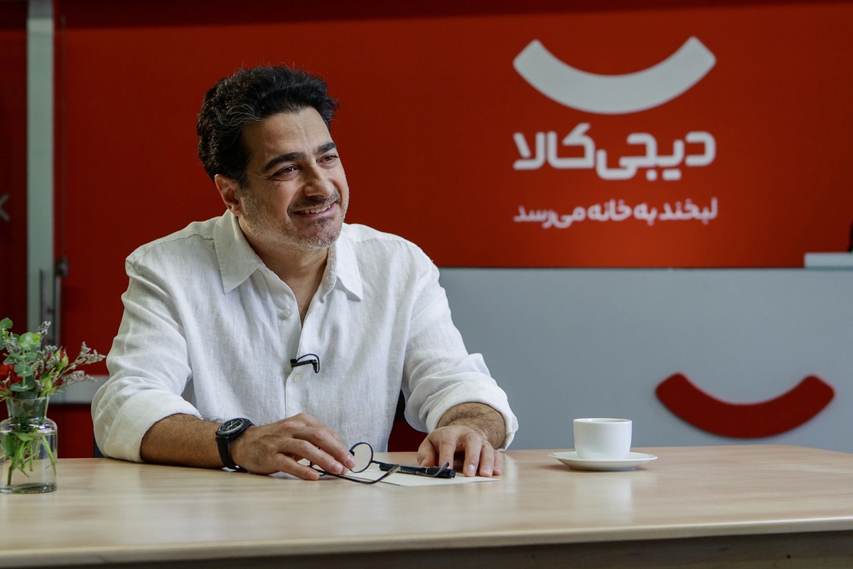 همایون شجریان با اهدای لپ‌تاپ شخصی به کمپین «هر جا که تویی» XNET مهر پیوست