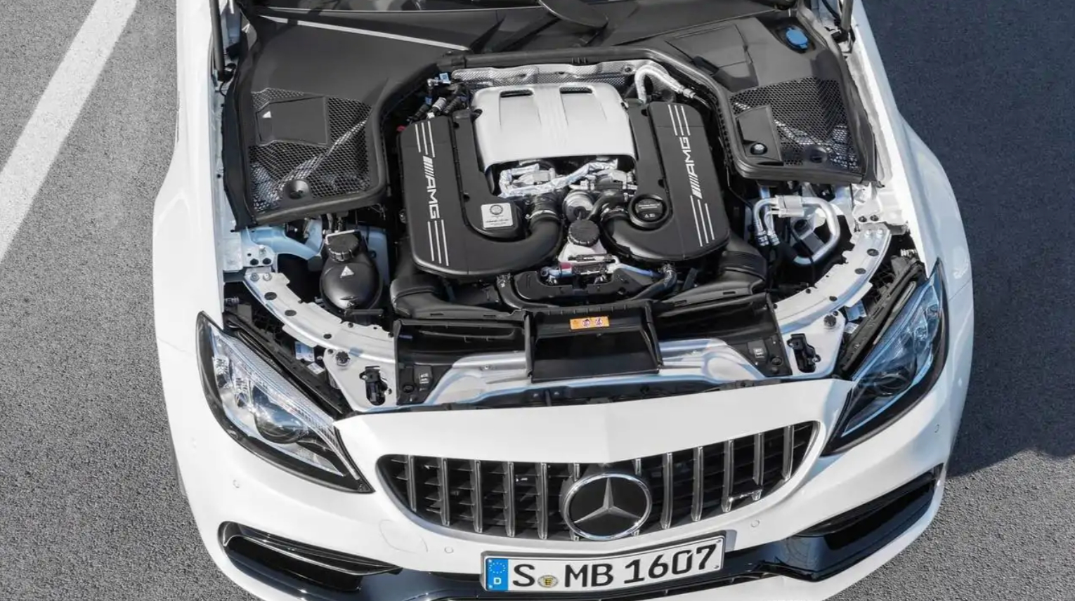 اعتراف مرسدس به پرطرفدار بودن موتور V8؛ آیا با V12 غافلگیری تازه‌ای در راه است؟