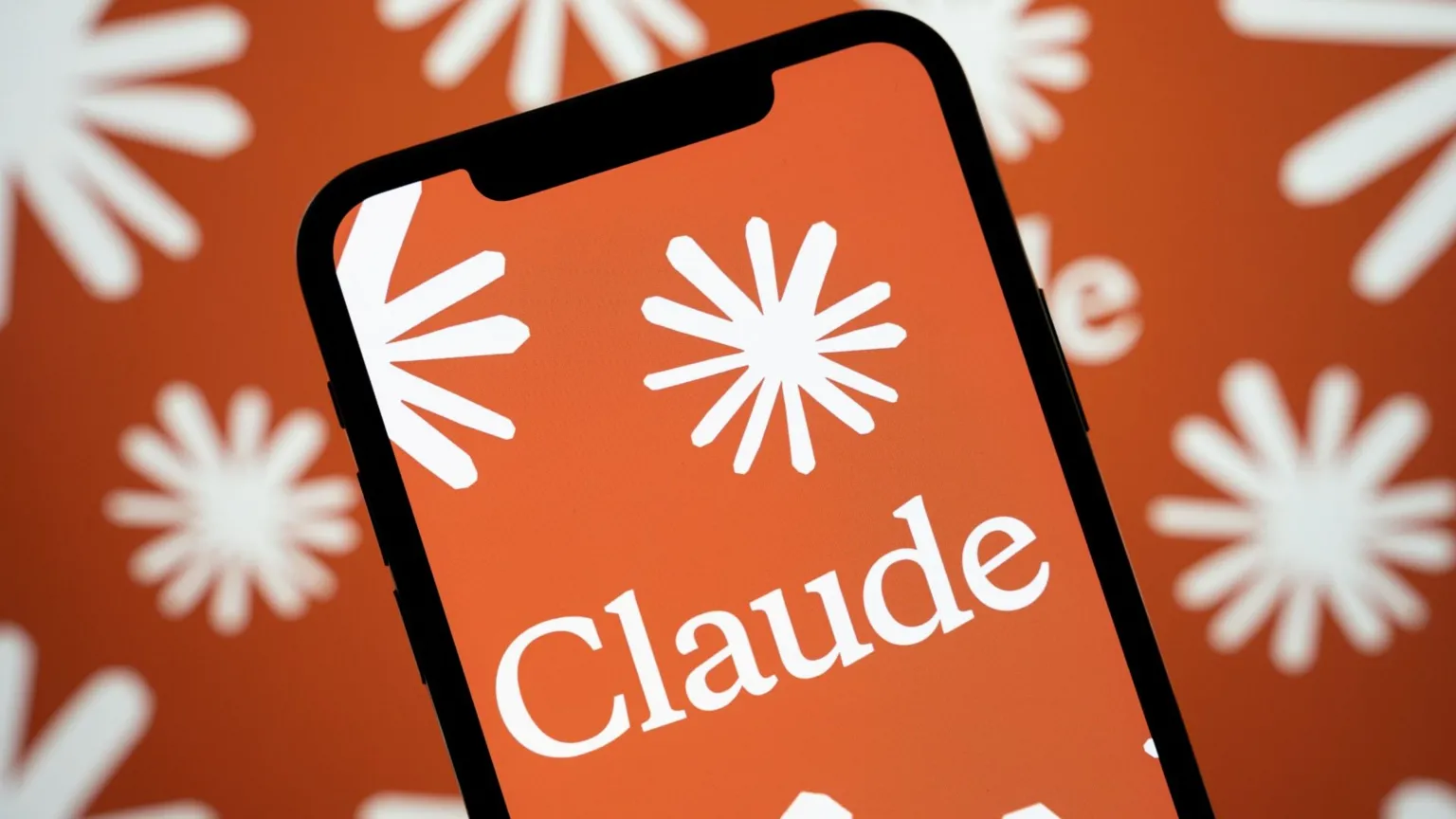 ثبت شکایت علیه آنتروپیک بابت فریب کاربران در فروش اشتراک‌های پولی Claude