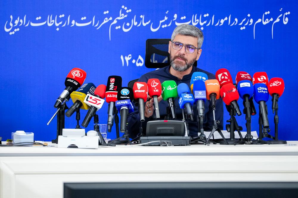 رئیس رگولاتوری: استارلینک هم اگر مقررات سرزمینی ما را بپذیرد، می‌تواند فعالیت کند