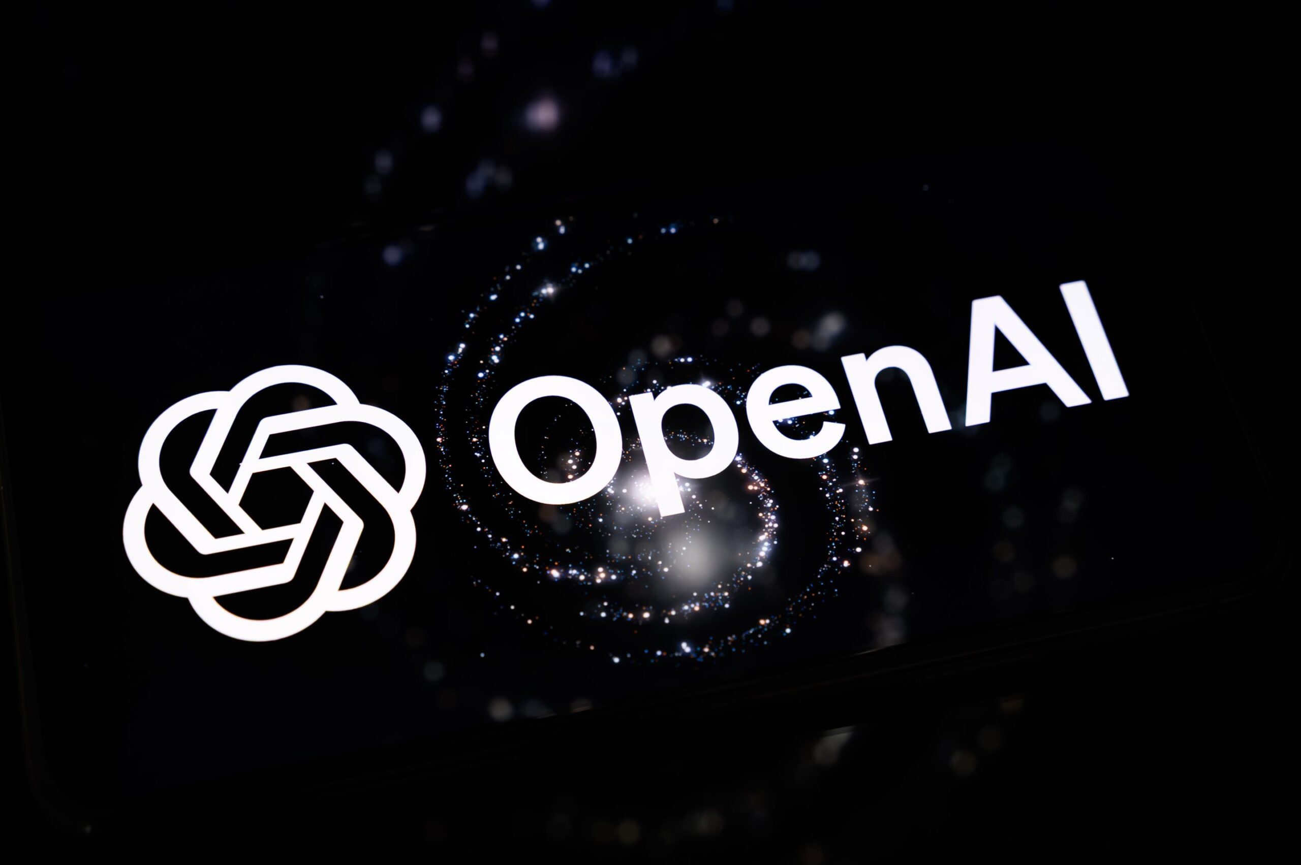 یک پژوهشگر دیگر OpenAI درباره احتمال خارج شدن هوش مصنوعی از کنترل و نابودی بشریت هشدار داد