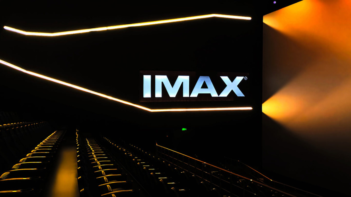 چرا دوربین‌های IMAX تا این اندازه سروصدای زیادی دارند؟