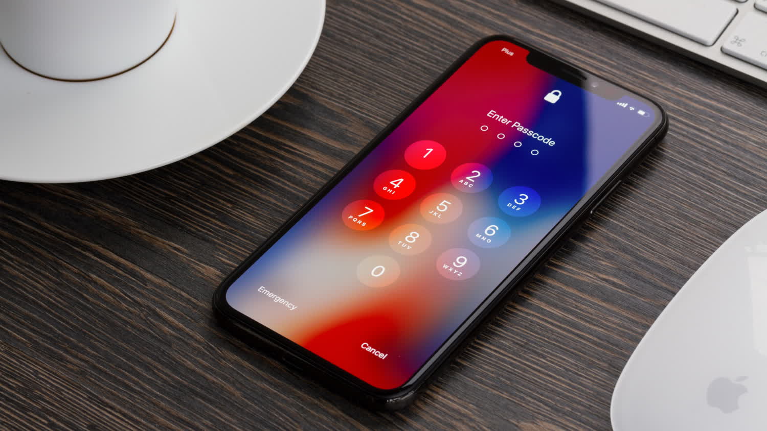 گزارش: پلیس ظاهراً یکی از امن‌ترین قابلیت‌های iOS را دور زده است