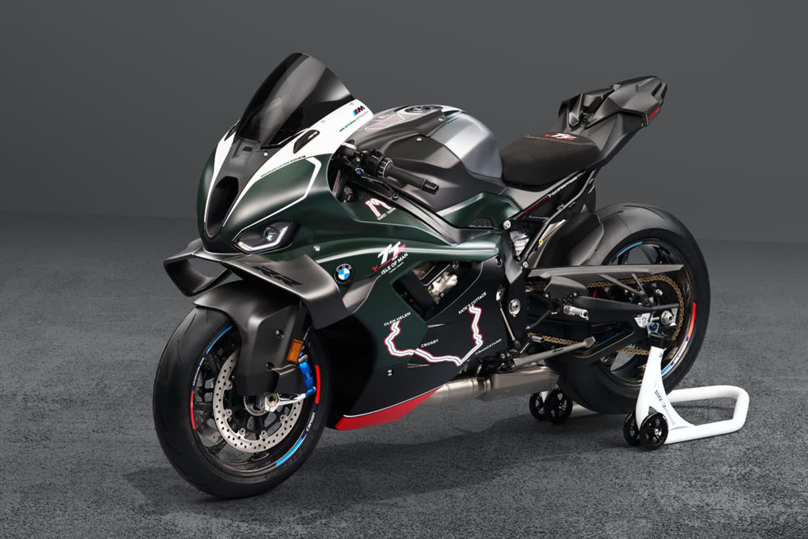 تماشا کنید: موتورسیکلت BMW M 1000 RR Limited Edition Isle of Man TT 2027 معرفی شد
