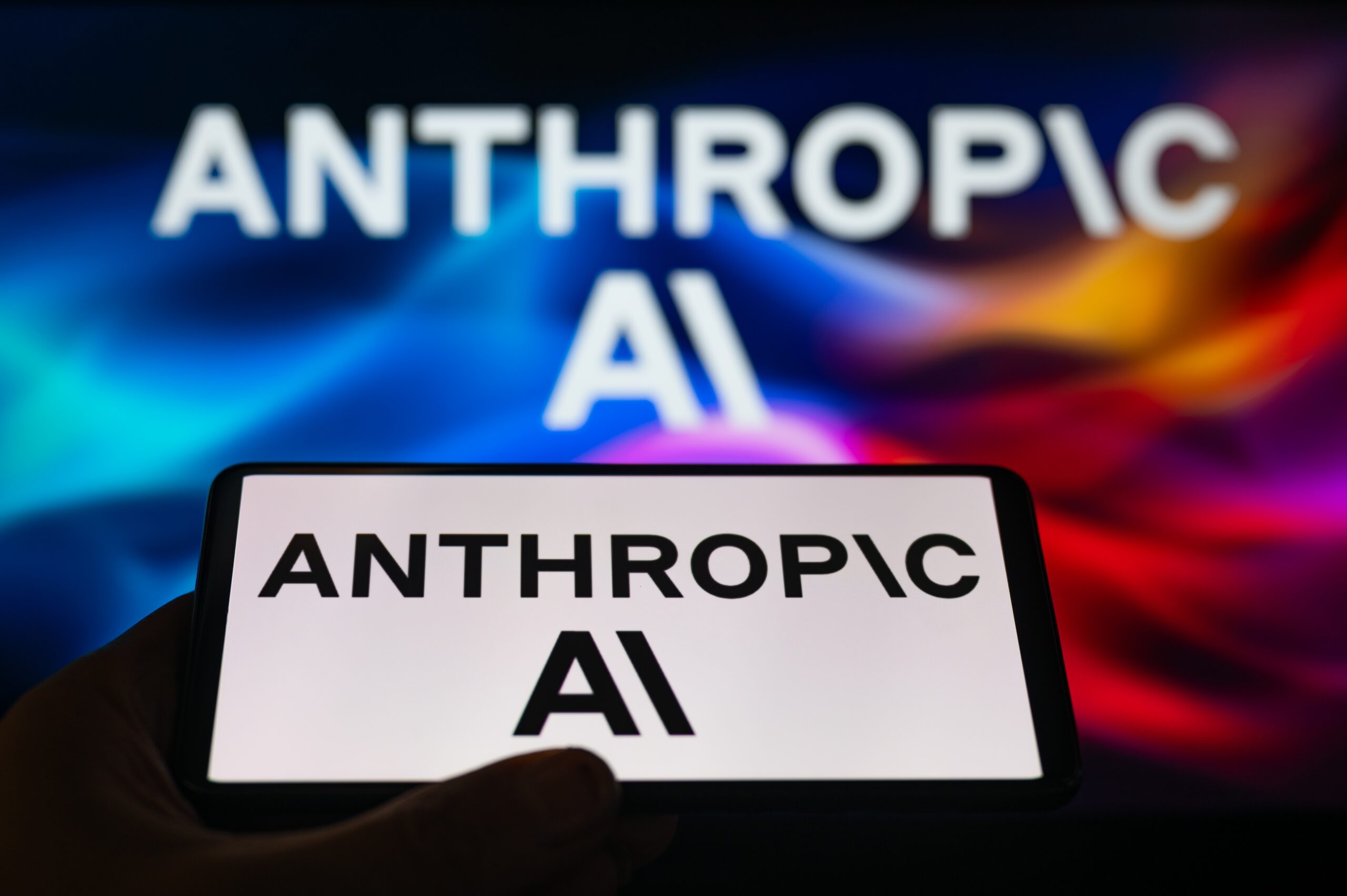 سونی موزیک و وارنر چپل از Anthropic شکایت کردند؛ اتهام «سرقت گسترده مالکیت فکری آثار»
