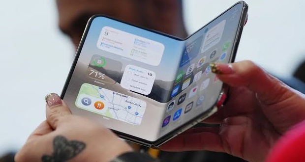 استقبال بی‌سابقه از آیفون Duo؛ موجودی گوشی تاشو اپل در چند ثانیه تمام شد