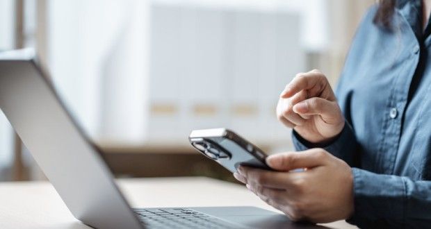 ۴ راه برای تبدیل گوشی اندرویدی به یک کامپیوتر قابل حمل