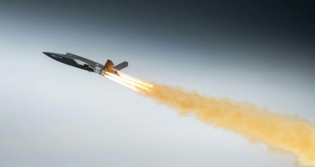 پهپاد رزمی Valkyrie برای نخستین بار در اروپا پرواز کرد