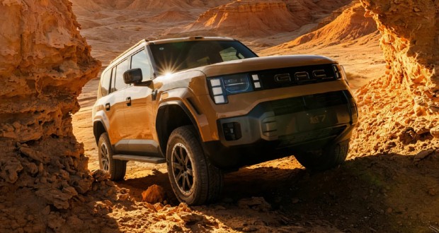 شاسی‌بلند پلاگین‌هیبرید GAC Yue 7 با برد بیش از 1350 کیلومتر و شتاب 4.2 ثانیه معرفی شد