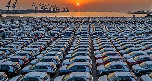 واردات خودروهای کارکرده رسما آغاز شد؛ 700 خودرو در راه ایران