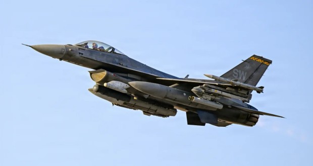 جنگنده قدیمی F-16 با موشک هایپرسونیک Blackbeard آمریکا قدرتمندتر می‌شود