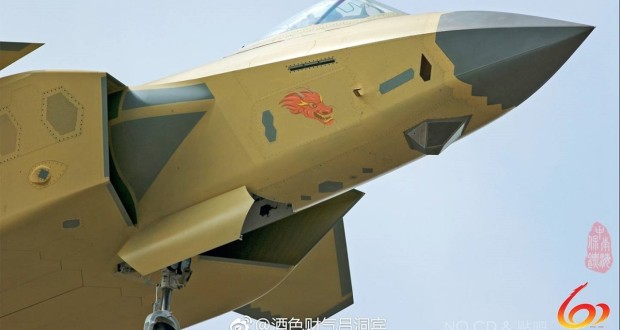 آیا جنگنده J-20 چین برتری هوایی آمریکا را به چالش می‌کشد؟