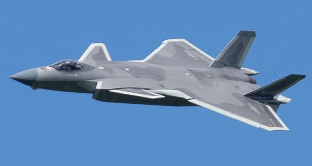 جنگنده J-20S چین می‌تواند اهداف متحرک دریایی را با دقت نشانه بگیرد