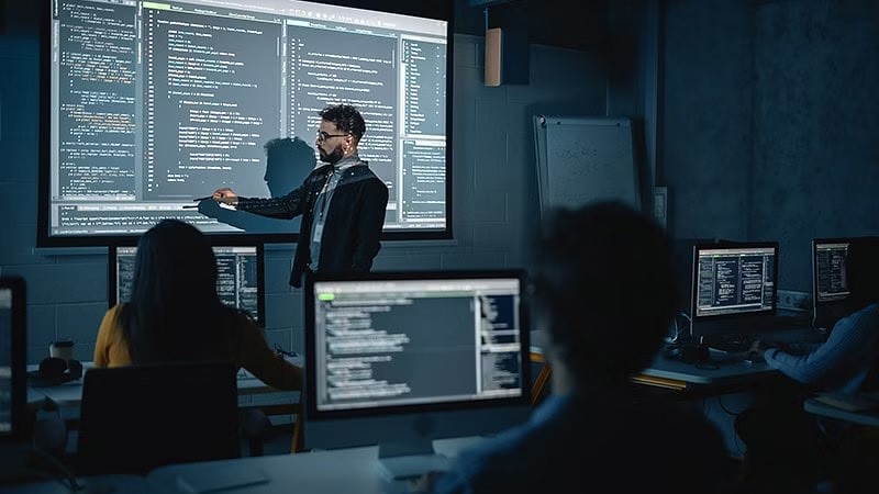 مدرک فنی و حرفه ای پایتون، مراحل دریافت و فرصت های شغلی