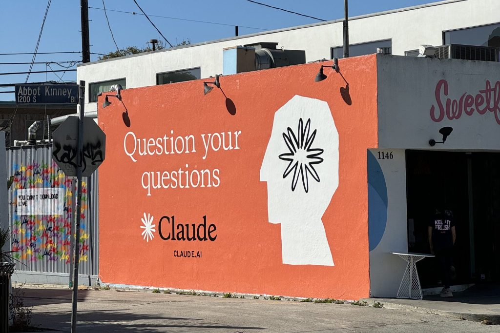 هوش مصنوعی «Claude» می‌تواند گفتگوهای خطرناک یا توهین‌آمیز را خودش متوقف کند