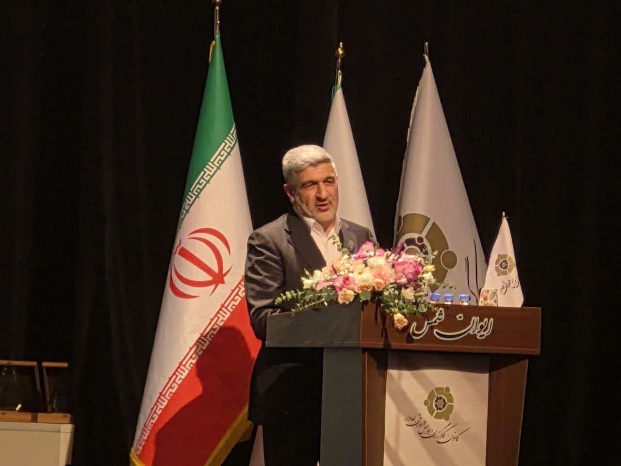 صیدی: هوش مصنوعی قرار نیست شغل کارگزاری‌ها را حذف کند